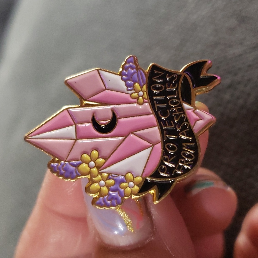 NWT "Protection" Pin